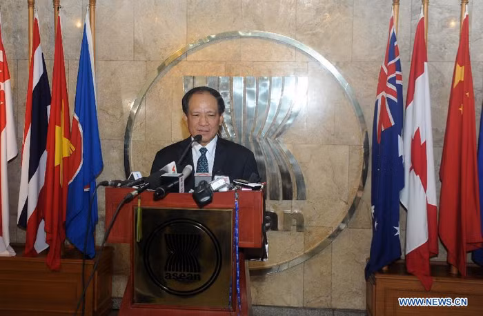 Tổng thư ký ASEAN Lê Lương Minh phát biểu trong buổi lễ nhậm chức tại trụ sở ASEAN ở Jakarta.