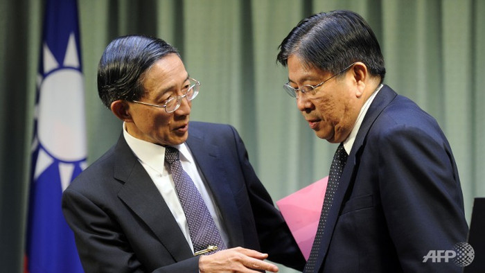 Ông David Lin (trái) và ông Antonio Basilio trong một cuộc họp báo tại Đài Bắc vào ngày 15 tháng 5 năm 2013. Ông David Lin (trái) và ông Antonio Basilio trong một cuộc họp báo tại Đài Bắc vào ngày 15 tháng 5 năm 2013.