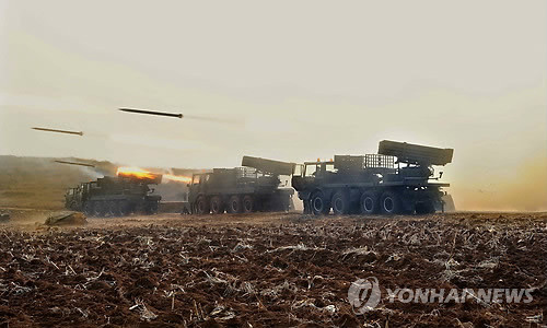 Việc Triều Tiên tiến hành một cuộc tập trận quy mô lớn vào tháng tới cũng có thể là phản ứng đáp lại kế hoạch tập trận của quân đội Mỹ và Hàn Quốc dự kiến sẽ bắt đầu vào ngày 1/3 và kéo dài tới 30/4.