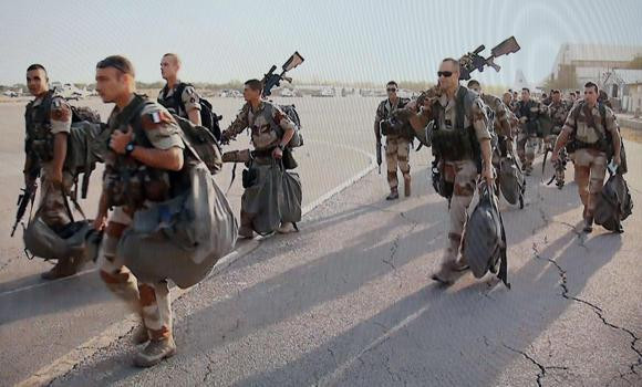 Lính Pháp triển khai tới Mali. Lính Pháp triển khai tới Mali.