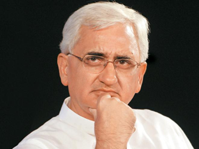 Bộ trưởng Ngoại giao Ấn Độ Salman Khurshid. Bộ trưởng Ngoại giao Ấn Độ Salman Khurshid.