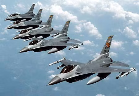 Chiến đấu cơ F-16. Chiến đấu cơ F-16.
