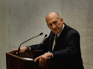 Cựu Thủ tướng Olmert đã gọi kế hoạch tấn công Iran của ông Netanyahu là lãng phí, nông nổi và không thể thực hiện được.