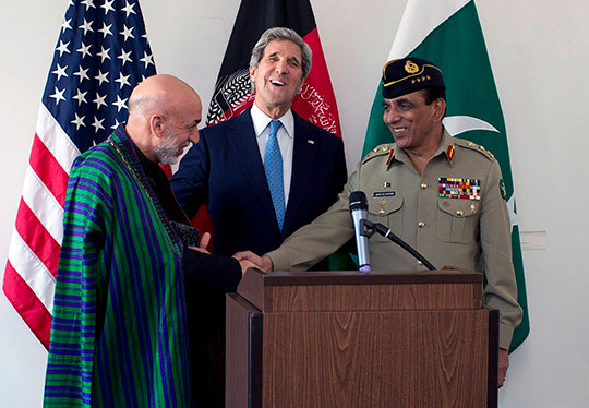 Hàng chục triệu đô la CIA bí mật hỗ trợ cho chính quyền Tổng thống Afghanistan đã phản tác dụng vì nạn tham nhũng tràn lan ở quốc gia này. Hàng chục triệu đô la CIA bí mật hỗ trợ cho chính quyền Tổng thống Afghanistan đã phản tác dụng vì nạn tham nhũng tràn lan ở quốc gia này.