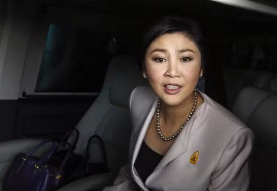 Thủ tướng Thái Lan rơi lệ vì những áp lực do các cuộc biểu tình căng thẳng vừa qua gây ra.