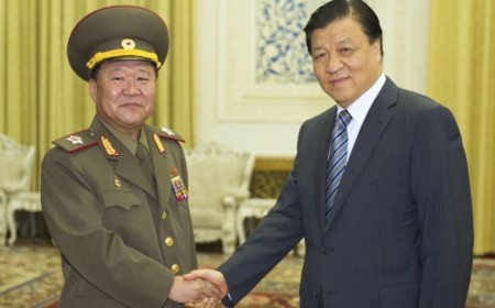 Ông Choe Ryong-hae gặp gỡ Ủy viên thường trực Bộ chính trị Trung Quốc Liu Yunshan Ông Choe Ryong-hae gặp gỡ Ủy viên thường trực Bộ chính trị Trung Quốc Liu Yunshan