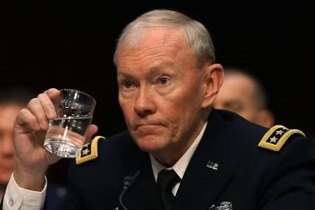 Tướng Martin Dempsey - Chủ tịch Hội đồng Tham mưu trưởng liên quân Mỹ . Tướng Martin Dempsey - Chủ tịch Hội đồng Tham mưu trưởng liên quân Mỹ .