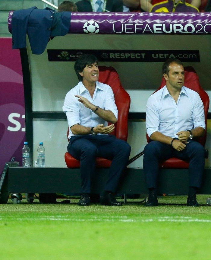 HLV Joachim Loew cũng bất lực sau khi Đức để Italia dẫn bàn HLV Joachim Loew cũng bất lực sau khi Đức để Italia dẫn bàn