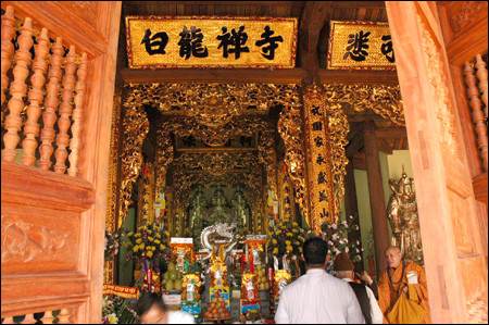 Thưa ông Bộ trưởng Văn hóa, đâu là phần chìm của văn hóa ngoại lai? ảnh 2 Thưa ông Bộ trưởng Văn hóa, đâu là phần chìm của văn hóa ngoại lai? ảnh 2