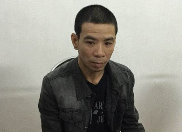 Nguyễn Văn Hùng - người bị phát hiện mang 1,3 kg ma túy giấu trong thú nhồi bông Nguyễn Văn Hùng - người bị phát hiện mang 1,3 kg ma túy giấu trong thú nhồi bông