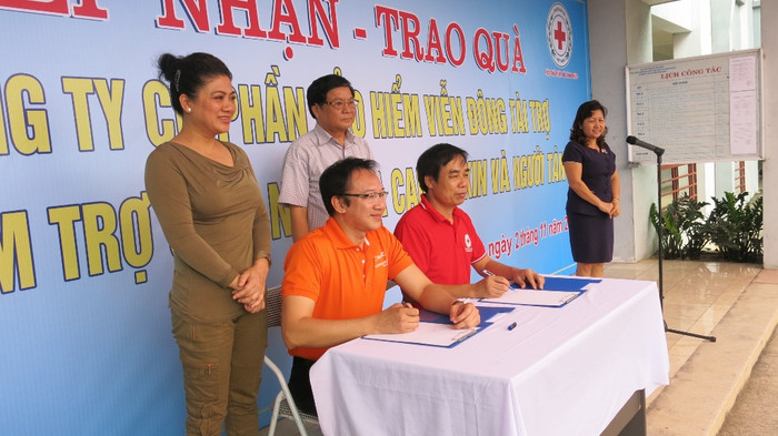 VASS ký cam kết đồng hành với Trung Tâm trợ giúp nạn nhân chất độc da cam/dioxin và người tàn tật tỉnh Vĩnh Phúc