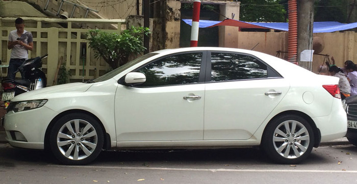 Bắt tay dân buôn xe cũ hay thợ trẻ thiếu bản lĩnh? ảnh 1 Bắt tay dân buôn xe cũ hay thợ trẻ thiếu bản lĩnh? ảnh 1