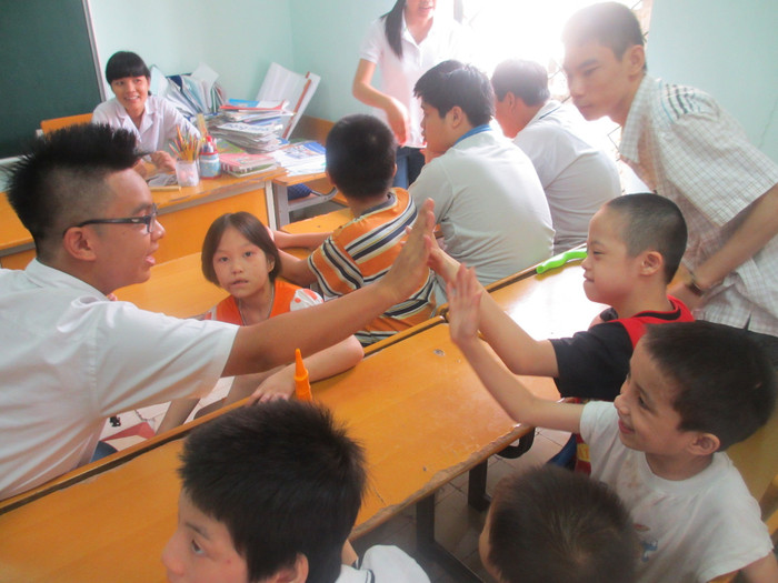Vui Tết Đoàn viên cùng học sinh khuyết tật ảnh 5 Vui Tết Đoàn viên cùng học sinh khuyết tật ảnh 5