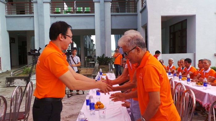 VASS gửi lời thăm hỏi và chia sẻ nỗi đau cùng các nạn nhân nhiễm chất độc da cam/dioxin và người tàn tật tại Trung tâm