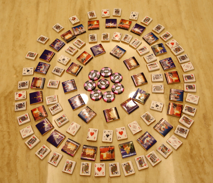 HÌnh ảnh những viên socola sẽ được Mr Đàm đặt từ Las Vegas về chiêu đãi khán giả Hà Nội HÌnh ảnh những viên socola sẽ được Mr Đàm đặt từ Las Vegas về chiêu đãi khán giả Hà Nội