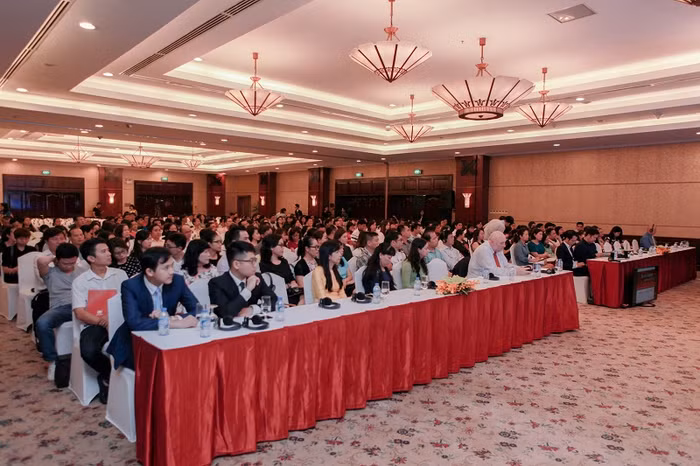 Buổi hội thảo tại Hà Nội và TP. Hồ Chí Minh đã thu hút được hơn 1.000 đại biểu, thể hiện sự quan tâm rất lớn của các bậc phụ huynh, giáo viên, cũng như các nhà quản lý giáo dục.