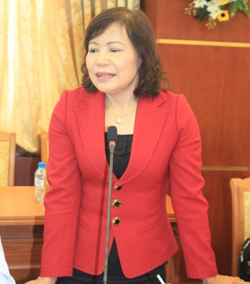 Bà Ngô Thị Hoa - Cựu Chủ tịch huyện Yên Định (ảnh: Báo Nhà báo và Công luận). Bà Ngô Thị Hoa - Cựu Chủ tịch huyện Yên Định (ảnh: Báo Nhà báo và Công luận).