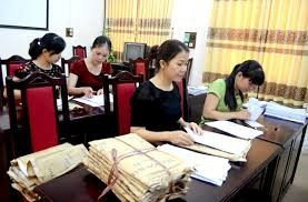 Mẫu giấy thi tự luận và câu chuyện chấm thi Ngữ văn ảnh 4