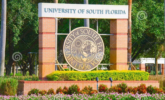 Hình ảnh bên ngoài của trường đại học Nam Florida. (Ảnh: do tác giả cung cấp)