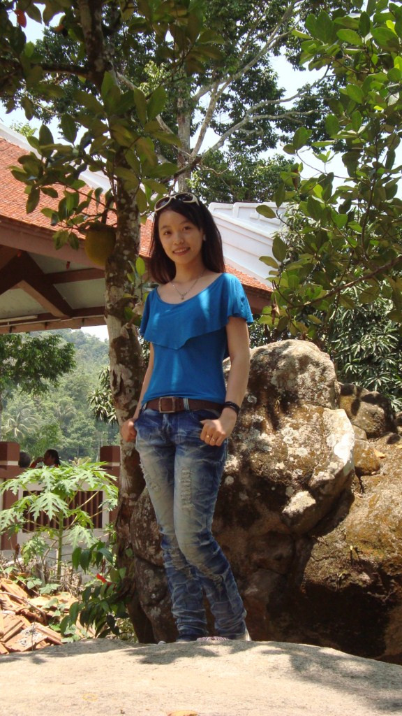 Hằng đang là sinh viên năm 3, ngành Tài chính ngân hàng, Trường ĐH Cần Thơ. Rất thích tham gia các hoạt động văn hóa, xã hội