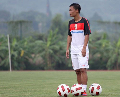 Công Vinh, Thành Lương và một nửa tuyển VN trong nỗi lo thất nghiệp ảnh 1 Công Vinh, Thành Lương và một nửa tuyển VN trong nỗi lo thất nghiệp ảnh 1