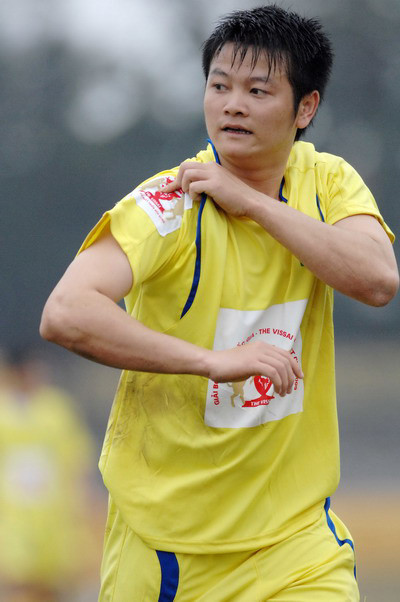 Văn Quyến không còn chỗ đứng ở SLNA. Văn Quyến không còn chỗ đứng ở SLNA.