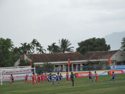 Các cầu thủ PVF ăn mừng sau bàn thắng của Phạm Quốc Nam. Ảnh: VEBA Các cầu thủ PVF ăn mừng sau bàn thắng của Phạm Quốc Nam. Ảnh: VEBA