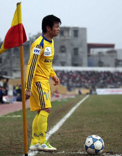 Văn Quyến quyết đòi giữ lương 28 triệu/tháng dù chẳng đóng góp gì.