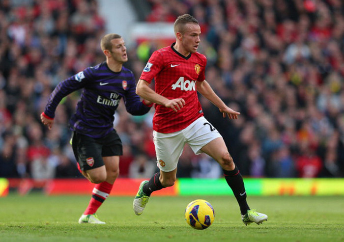 Đóng góp rất nhiều cho M.U, Tom Cleverley sẽ sớm được nâng lương so với con số 20.000 bảng/tuần hiện nay. Đóng góp rất nhiều cho M.U, Tom Cleverley sẽ sớm được nâng lương so với con số 20.000 bảng/tuần hiện nay.