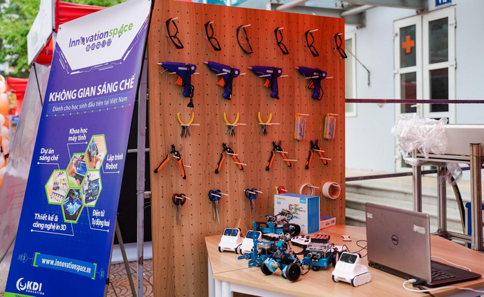 Hội thảo “Chuyển đổi số ngành Giáo dục và Đào tạo quận Ba Đình hướng tới giáo dục thông minh”. Ảnh: Cao Kim Anh. Hội thảo “Chuyển đổi số ngành Giáo dục và Đào tạo quận Ba Đình hướng tới giáo dục thông minh”. Ảnh: Cao Kim Anh.