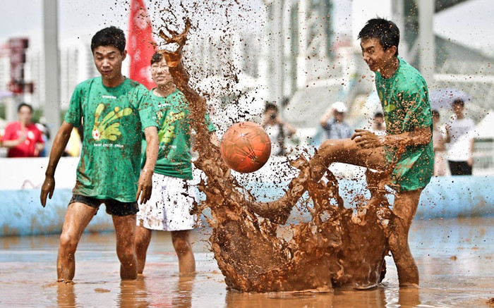 Mỗi một trận đấu sẽ diễn ra trong 2 hiệp, mỗi hiệp kéo dài 12 phút Mỗi một trận đấu sẽ diễn ra trong 2 hiệp, mỗi hiệp kéo dài 12 phút