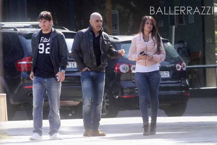 Gần đây, một số tờ báo báo của Argentina đưa tin rằng Antonella đang mang thai được 3 tháng.... Gần đây, một số tờ báo báo của Argentina đưa tin rằng Antonella đang mang thai được 3 tháng....