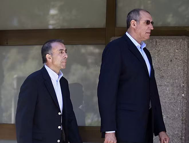 Hai cưu cầu thủ của Real là Rafael Garcia và Crotes Rullan