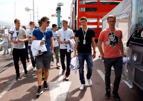 Các thành viên của đội tuyển Đức được mời tới tham quan đường đua Monaco Grand Prix, Pháp.