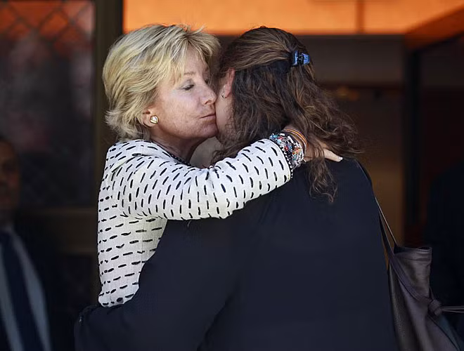 Chủ tịch Hội đồng thành phố Madrid, bà Esperanza Aguirre