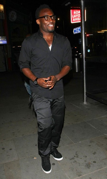 Tiền vệ Essien Tiền vệ Essien