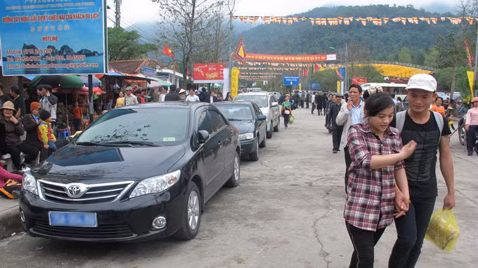 Tháng Giêng chơi đến bao giờ, ăn bao nhiêu mới đủ? ảnh 3 Tháng Giêng chơi đến bao giờ, ăn bao nhiêu mới đủ? ảnh 3