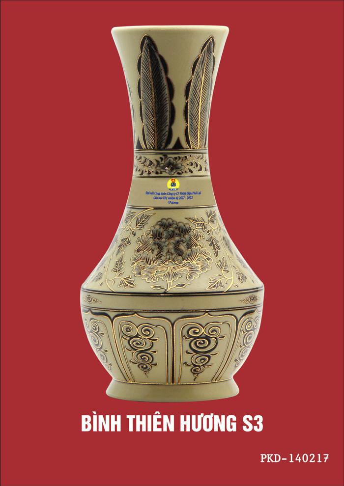 "Buộc" bụng ngắm bình gốm tiền triệu và lãng phí... đúng quy trình ảnh 1 "Buộc" bụng ngắm bình gốm tiền triệu và lãng phí... đúng quy trình ảnh 1