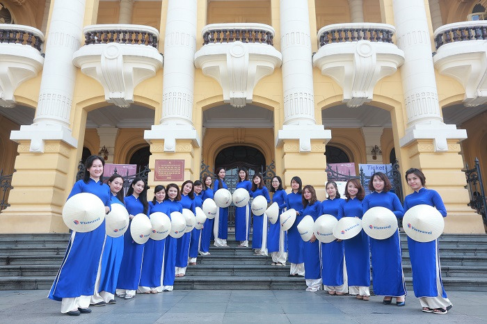 Vào trung tuần tháng 1/2018, Công ty Du lịch Vietravel - Chi nhánh Hà Nội sẽ chính thức khai trương Văn phòng Giao dịch thứ 5. Vào trung tuần tháng 1/2018, Công ty Du lịch Vietravel - Chi nhánh Hà Nội sẽ chính thức khai trương Văn phòng Giao dịch thứ 5.