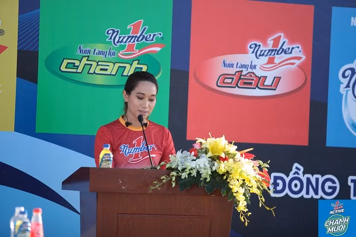 Tập đoàn Tân Hiệp Phát, nhãn hàng nước uống vận động Number 1 Active chanh muối vinh dự được lựa chọn là nhà tài trợ chính trong ngày hội thể thao này.