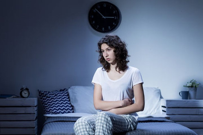 Bạn cần phải cảnh giác với những cơn đau dạ dày vào ban đêm. Bạn cần phải cảnh giác với những cơn đau dạ dày vào ban đêm.