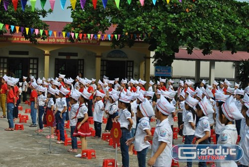 “Lấy học trò làm trung tâm” chỉ là chuyện “Bình cũ rượu mới” (Ảnh: giaoduc.net.vn). “Lấy học trò làm trung tâm” chỉ là chuyện “Bình cũ rượu mới” (Ảnh: giaoduc.net.vn).