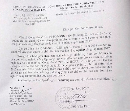 Cả trăm thầy cô Trường Đống Đa mòn mỏi chờ tiền tết ảnh 2 Cả trăm thầy cô Trường Đống Đa mòn mỏi chờ tiền tết ảnh 2