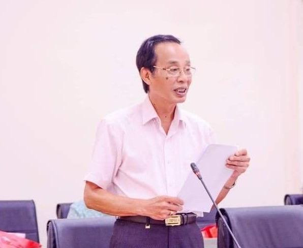 Giáo sư Nguyễn Đức Chính: "Đa số giáo viên thiếu trầm trọng kiến thức cơ bản về lí luận dạy học mới, về chương trình giáo dục, về dạy học theo định hướng phát triển năng lực học sinh...". Ảnh: NVCC. Giáo sư Nguyễn Đức Chính: "Đa số giáo viên thiếu trầm trọng kiến thức cơ bản về lí luận dạy học mới, về chương trình giáo dục, về dạy học theo định hướng phát triển năng lực học sinh...". Ảnh: NVCC.