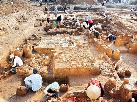 Đang có nhiều ý kiến trái chiều xung quanh việc bảo tồn di tích Đàn Xã Tắc.