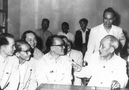 Những lời giản đơn mà sâu sắc của Bác với giáo dục nước nhà ảnh 3 Những lời giản đơn mà sâu sắc của Bác với giáo dục nước nhà ảnh 3