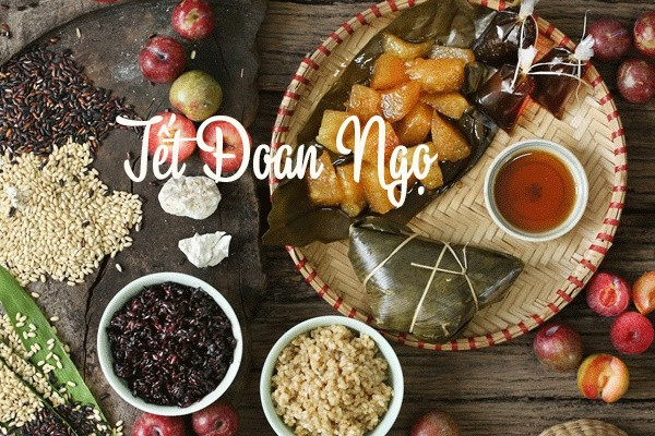 Mâm cỗ cúng Tết Đoan Ngọ. Ảnh đăng trên Báo giadinh.net.vn. Mâm cỗ cúng Tết Đoan Ngọ. Ảnh đăng trên Báo giadinh.net.vn.