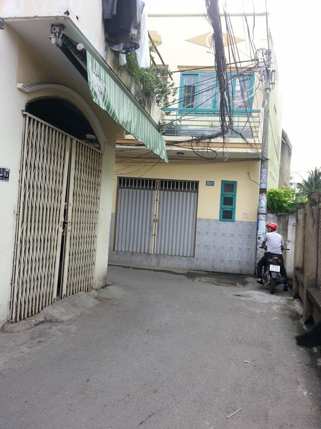 Hiện trường vụ thanh toán đẫm máu của 2 băng nhóm Hiện trường vụ thanh toán đẫm máu của 2 băng nhóm