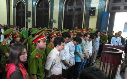 Băng nhóm tội phạm nguy hiểm trước vành móng ngựa