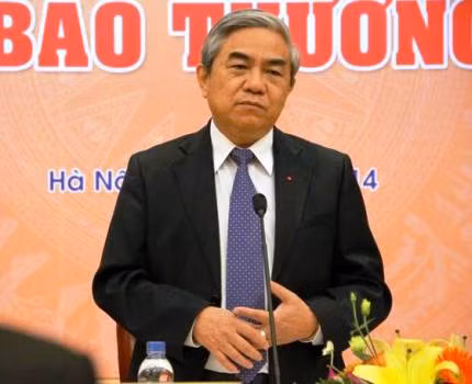 Bộ Trưởng Nguyễn Quân trả lời báo giới hôm 9/12 (Ảnh: Quốc Toản)